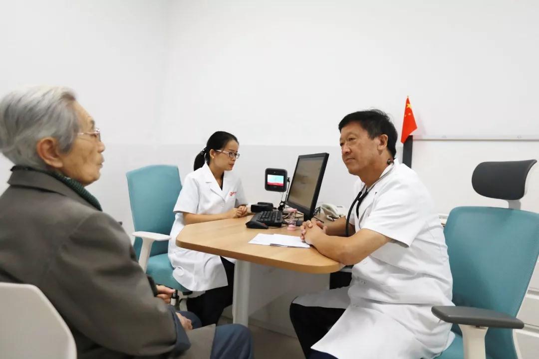 《健康時報》記者走進(jìn)西安國際醫(yī)學(xué)中心，請看報道