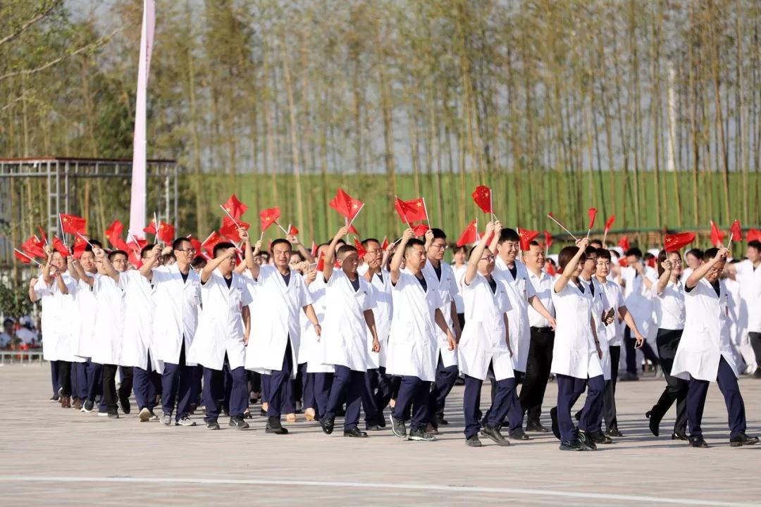 人民日報(bào)海外網(wǎng)記者走進(jìn)西安國際醫(yī)學(xué)中心，請看報(bào)道