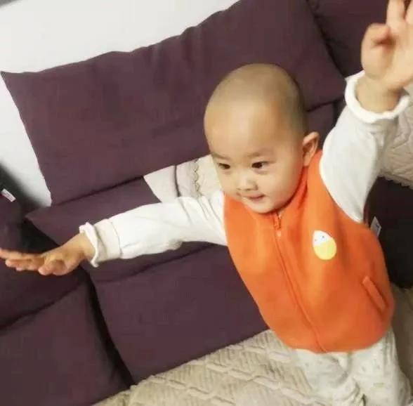 【戰(zhàn)“疫”日記】媽媽，請抱抱我！