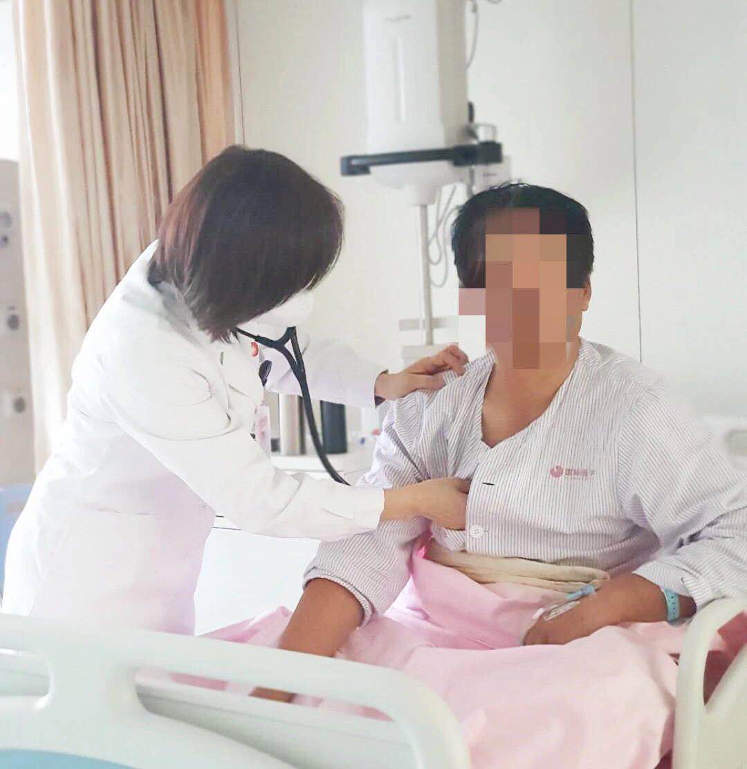 這種胸悶、胸痛要注意！你該去做這項(xiàng)檢查