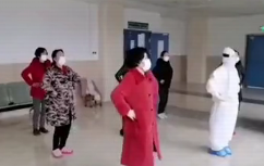翩翩起舞！護士韓靜鼓勵患者抗擊疫情