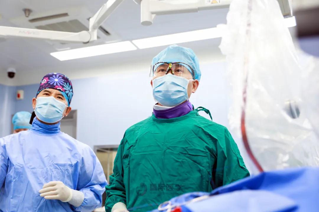 三秦都市報——西安國際醫(yī)學中心醫(yī)院完成首例經(jīng)導管主動脈瓣置換術（TAVR）