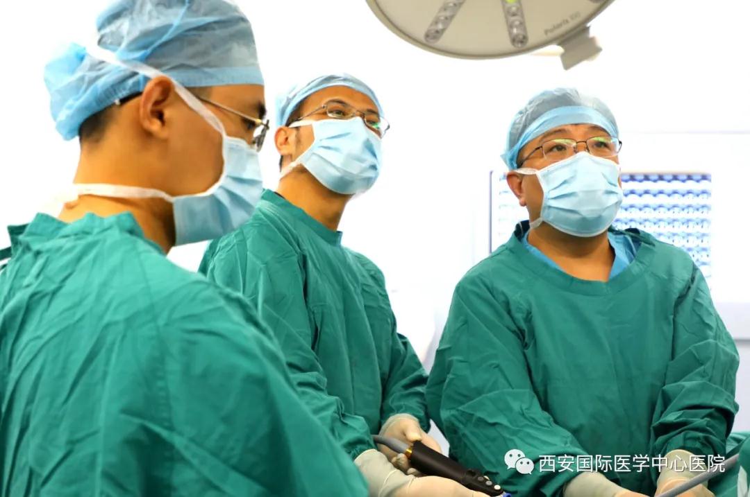 19年了，手上“汗流成河”！兩個(gè)小切口就治好這個(gè)“怪病”