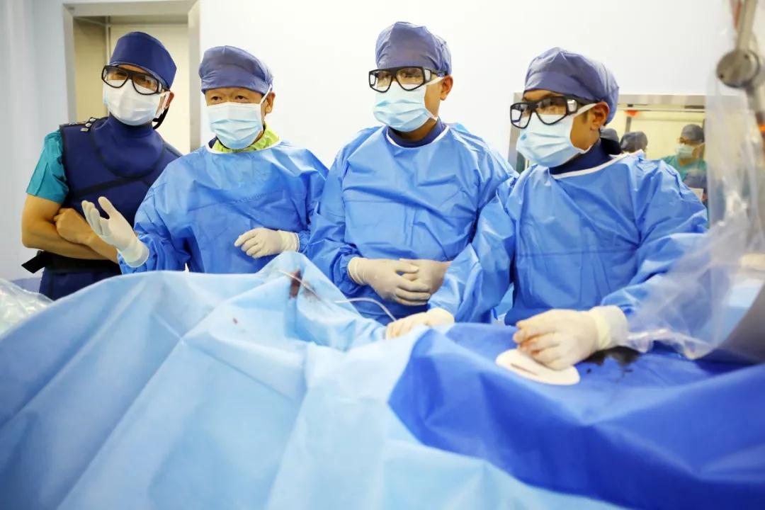 健康時報—專訪|我不是醫(yī)神，我只是個有愛心的醫(yī)生！