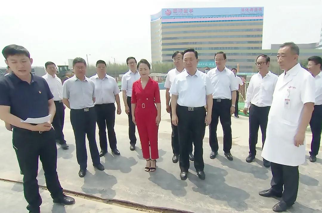 省委常委、市委書記王浩親臨西安國(guó)際醫(yī)學(xué)中心醫(yī)院檢查指導(dǎo)健康西安建設(shè)工作