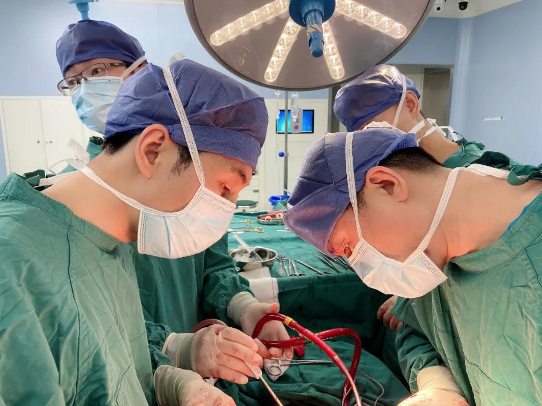 華商云健康—主動脈夾層患者增多，且多為年輕人！西安國際醫(yī)學中心醫(yī)院心臟外科春節(jié)假期變成了“勞動節(jié)”！