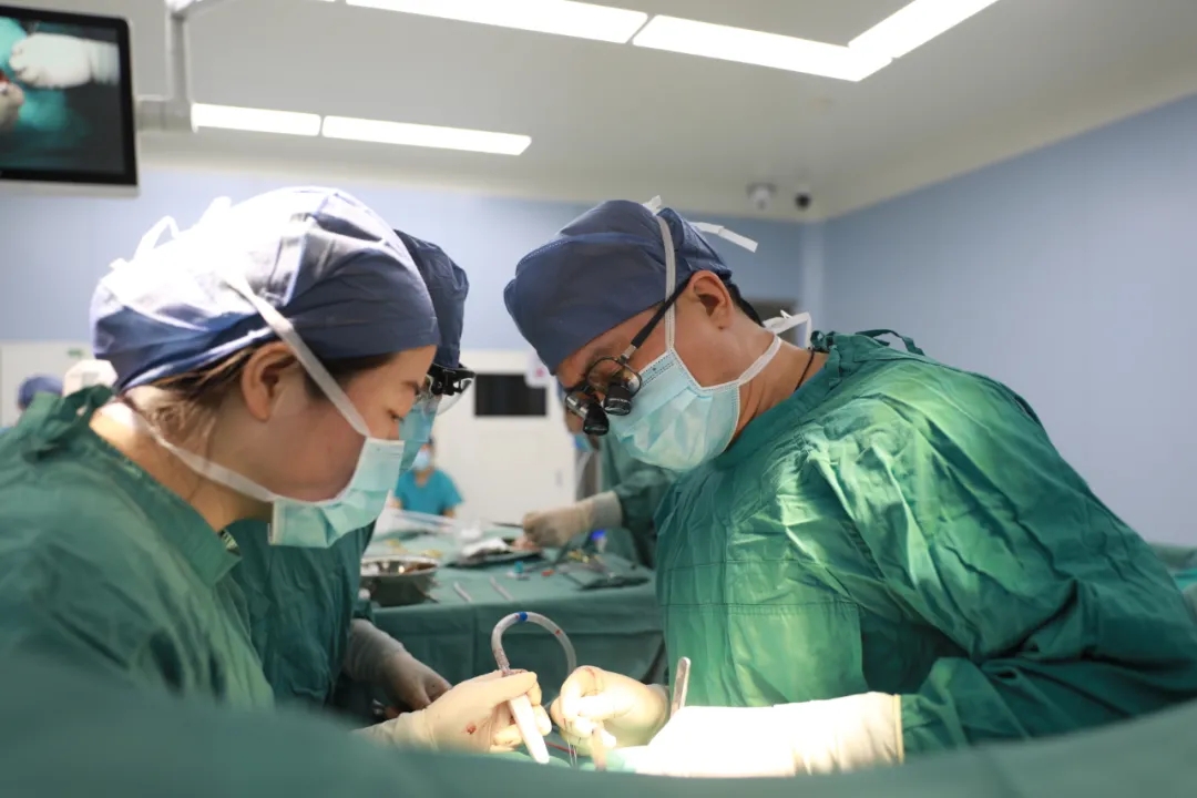 一樣的假期 不變的堅(jiān)守