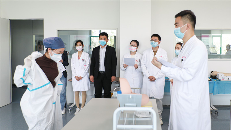 核酸采樣，我們備戰(zhàn)著！