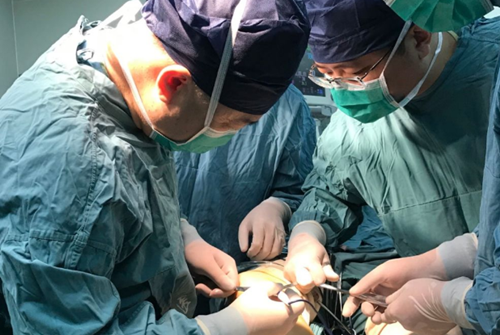 1700公里、27小時(shí)，從敦煌到西安，千里求醫(yī)、不負(fù)所盼！