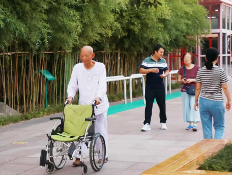 住院期間也能給健康加分？每周一、三、五動起來，為健康打卡！