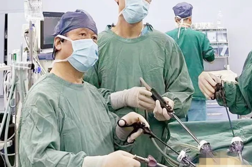 68cm橡膠水管吞入腹中！我院普外科腹腔鏡微創(chuàng)手術(shù)緊急施救！