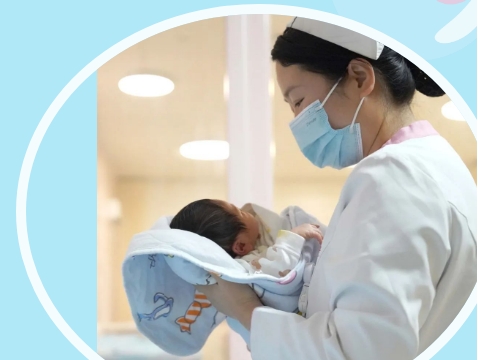 Music！打疫苗時(shí)聽(tīng)神曲，寶寶們的反應(yīng)亮了