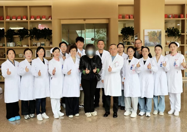 西北首例！這束“質(zhì)子之光”，為她點(diǎn)亮希望