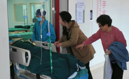 91歲骨折好了，92歲又來…“孫二娘”母女的犟與愛